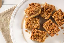 caramel apple crisp squares